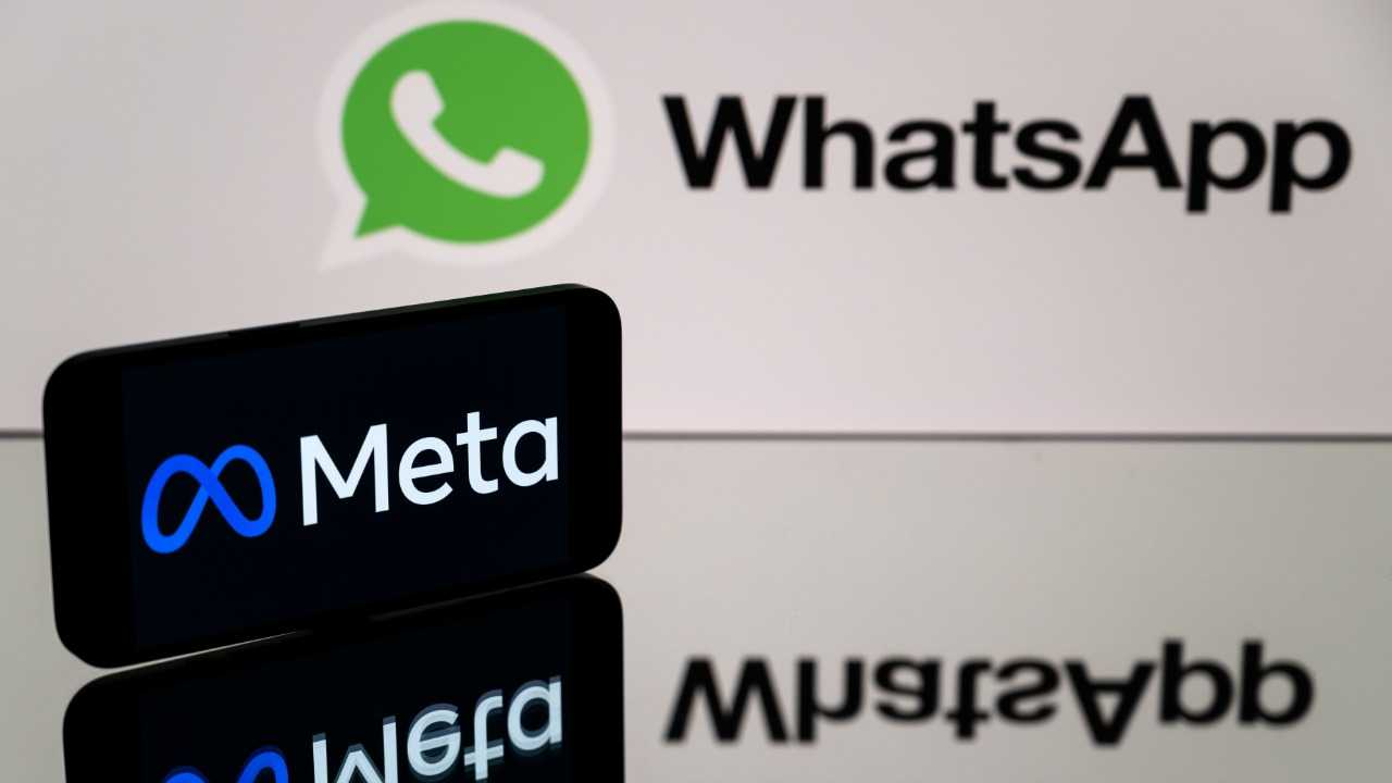 واتساب أخيراً يتيح فتح الحسابات على أجهزة متعددة في الوقت نفسه