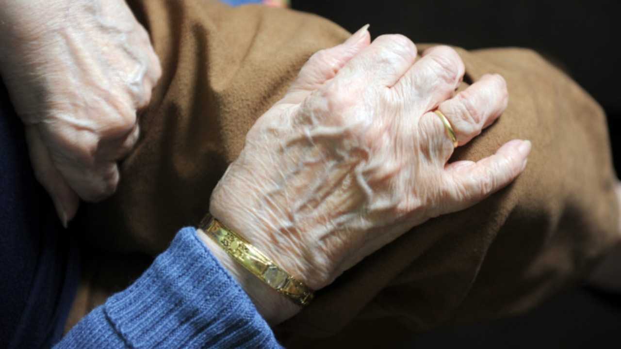 نتائج إيجابية للعلاج التجريبي الجديد بالخلايا الجذعية لمرض باركنسون