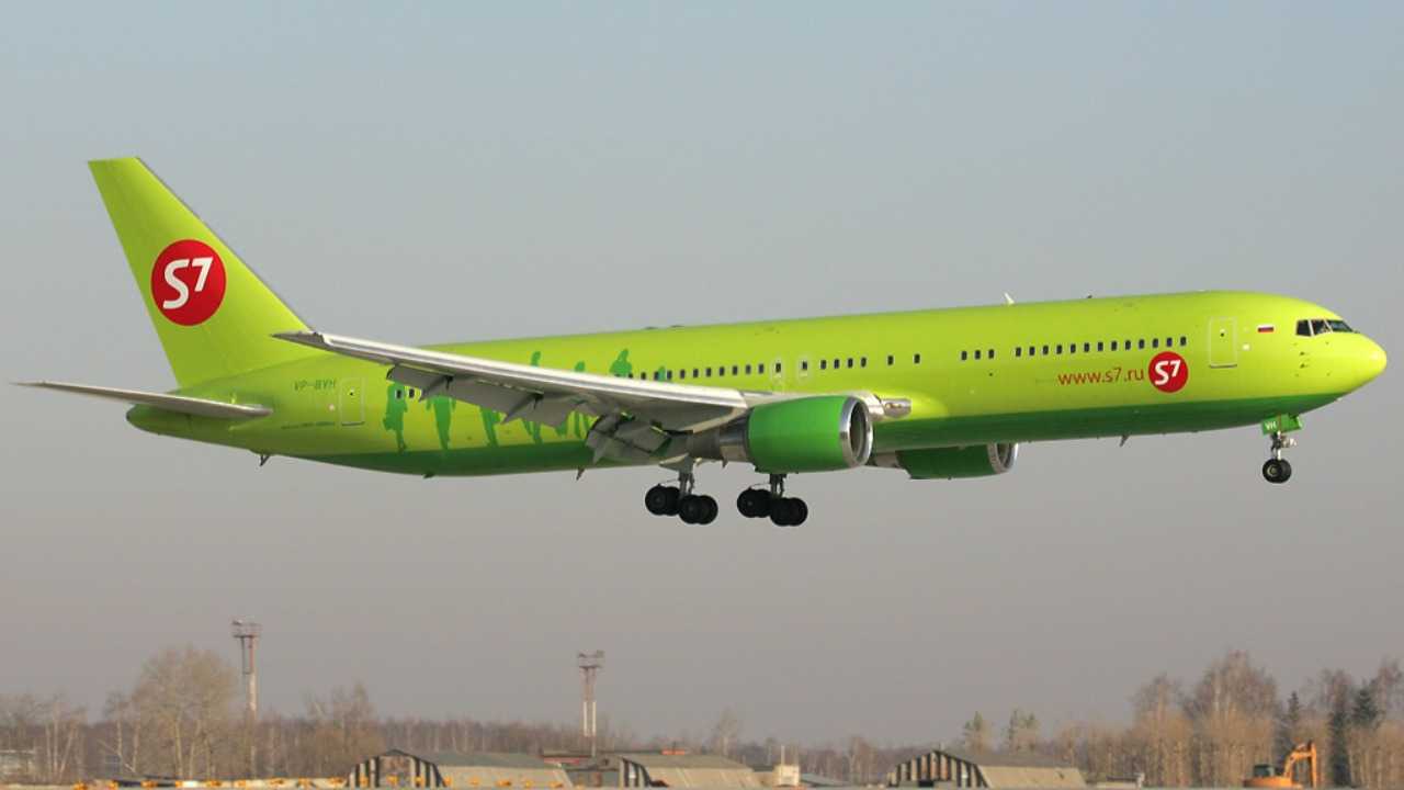 تحذير من جلطات الساق أثناء السفر بسبب الجلوس الطويل