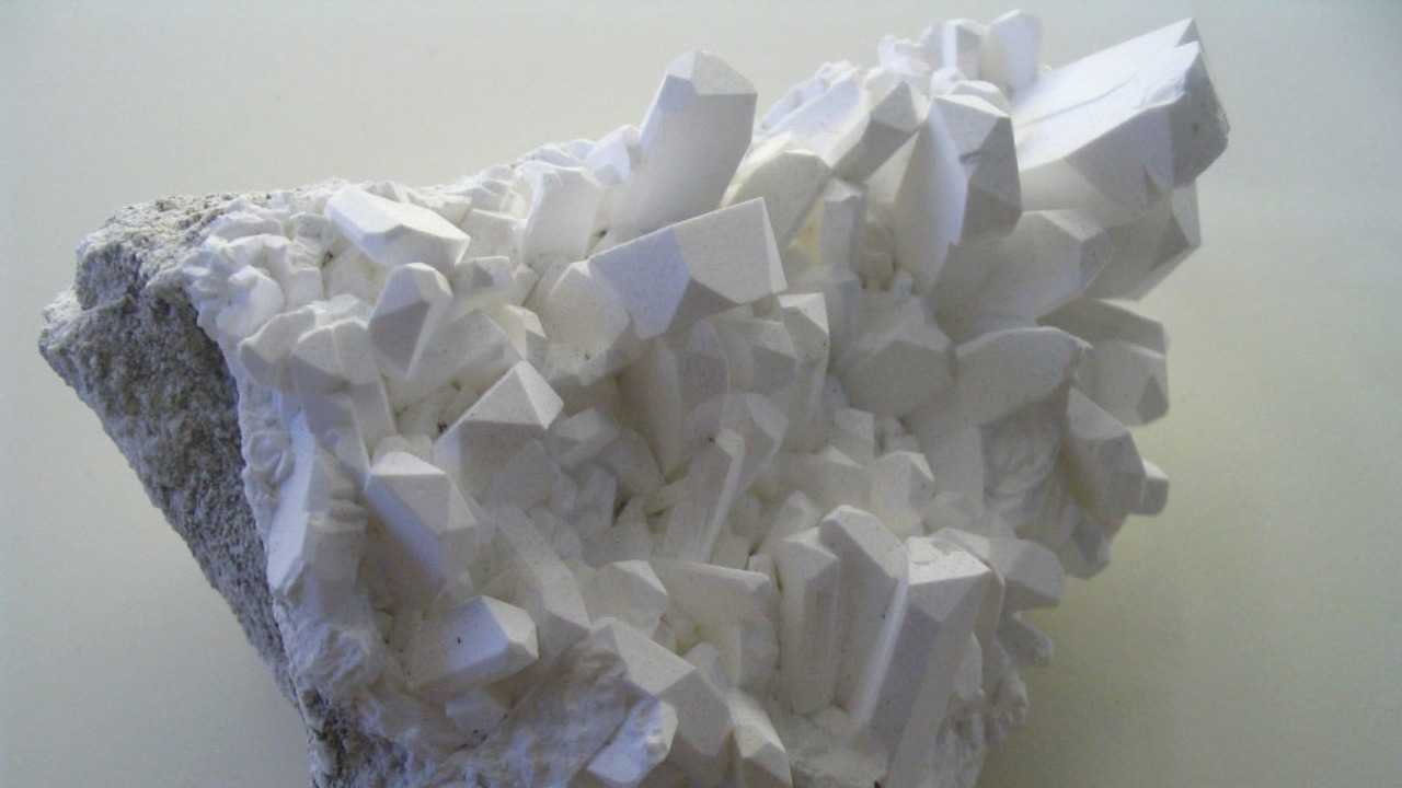 تيكتوك يروّج للبوراكس… والخبراء يحذّرون من مخاطره