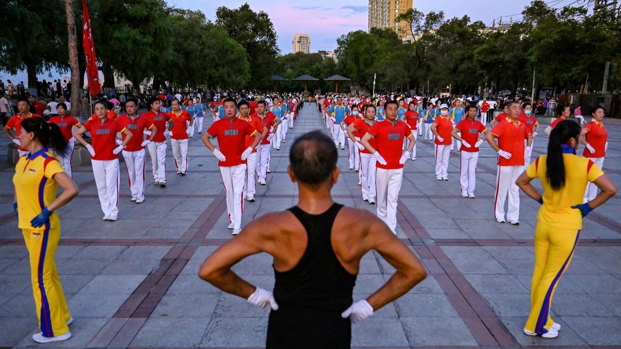 'Happy Dancing' routine boosts fitness in fast-ageing China