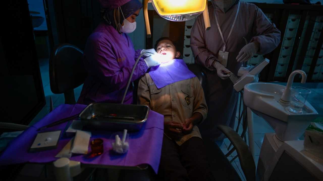 تجارب على دواء يعيد نمو الأسنان قد يصبح متاحاً بحلول 2030