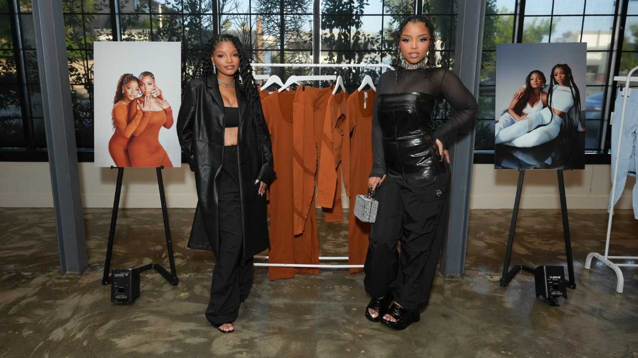 حيل في الموضة لزيادة طول السيدة القصيرة