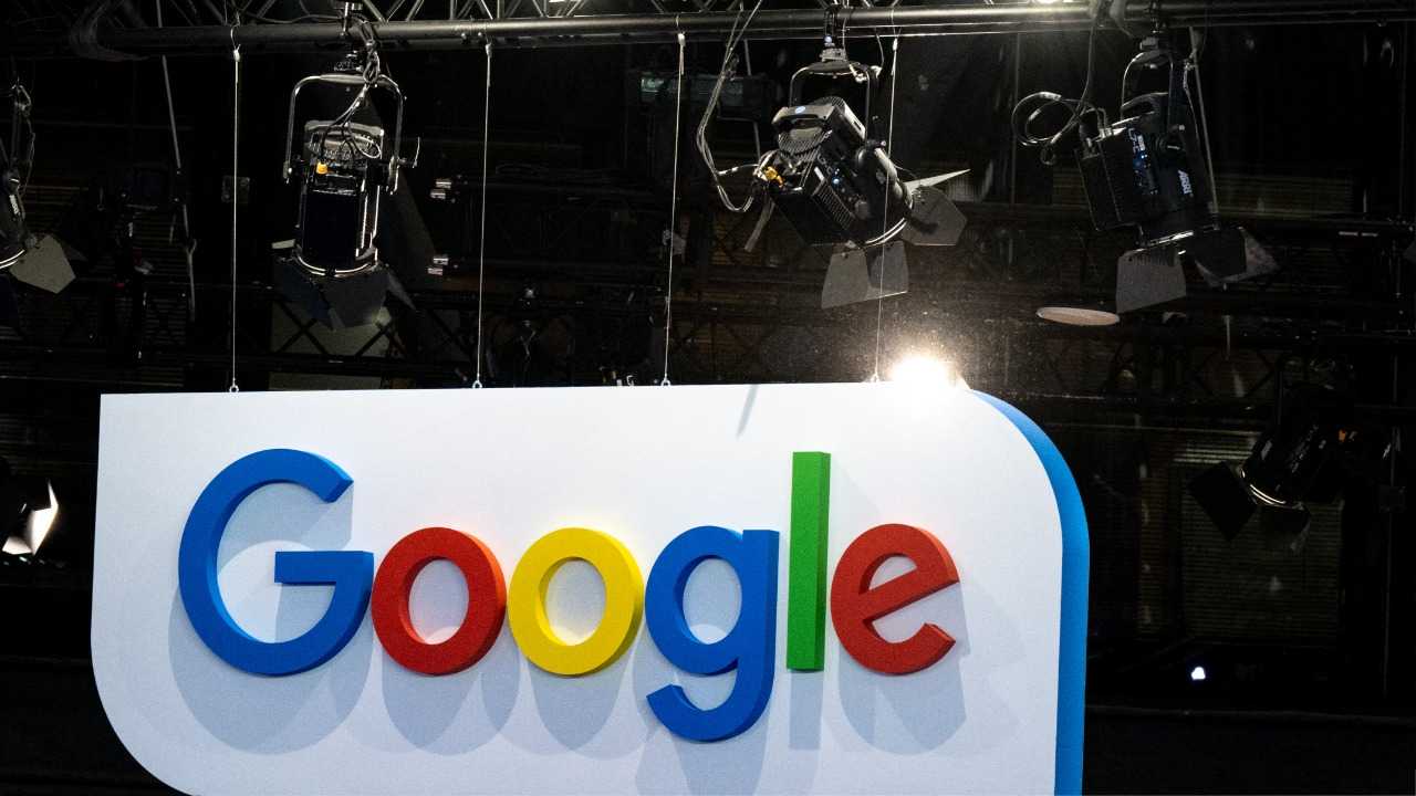 مع الاحتفال بعيد ميلادها الـ25 حلّت عبارة 