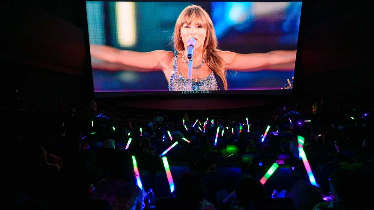 Swifties sẽ có những trải nghiệm tuyệt vời như đang ở concert thật.