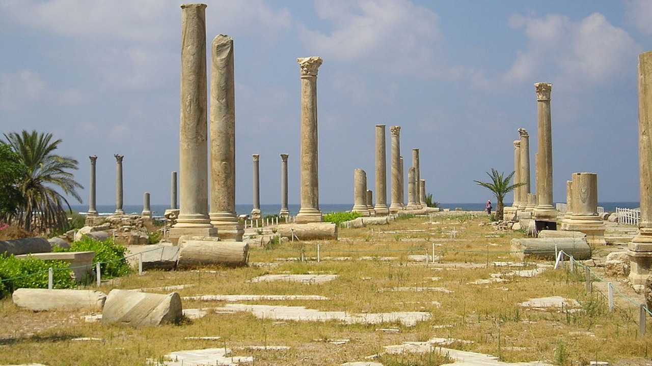 Archaeology: What the rediscovered ancient Phoenician port of Tyre tells us