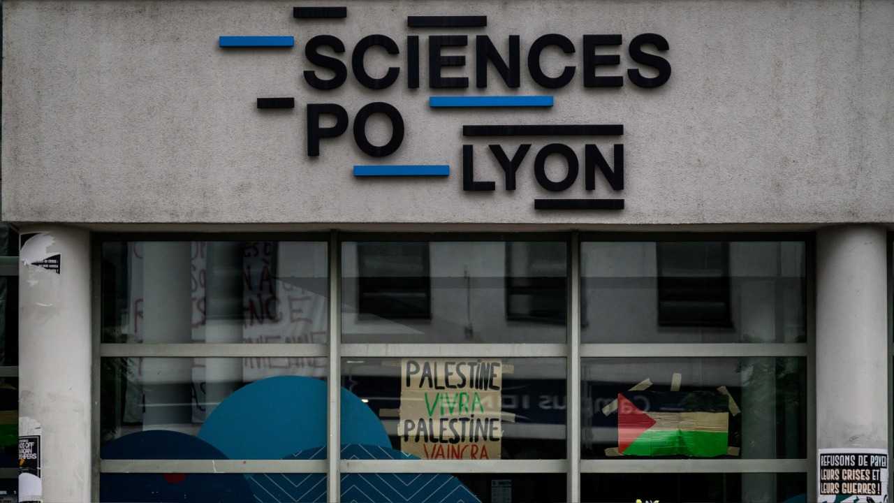 Sciences Po uni says it is closing its main Paris site over Gaza protesters