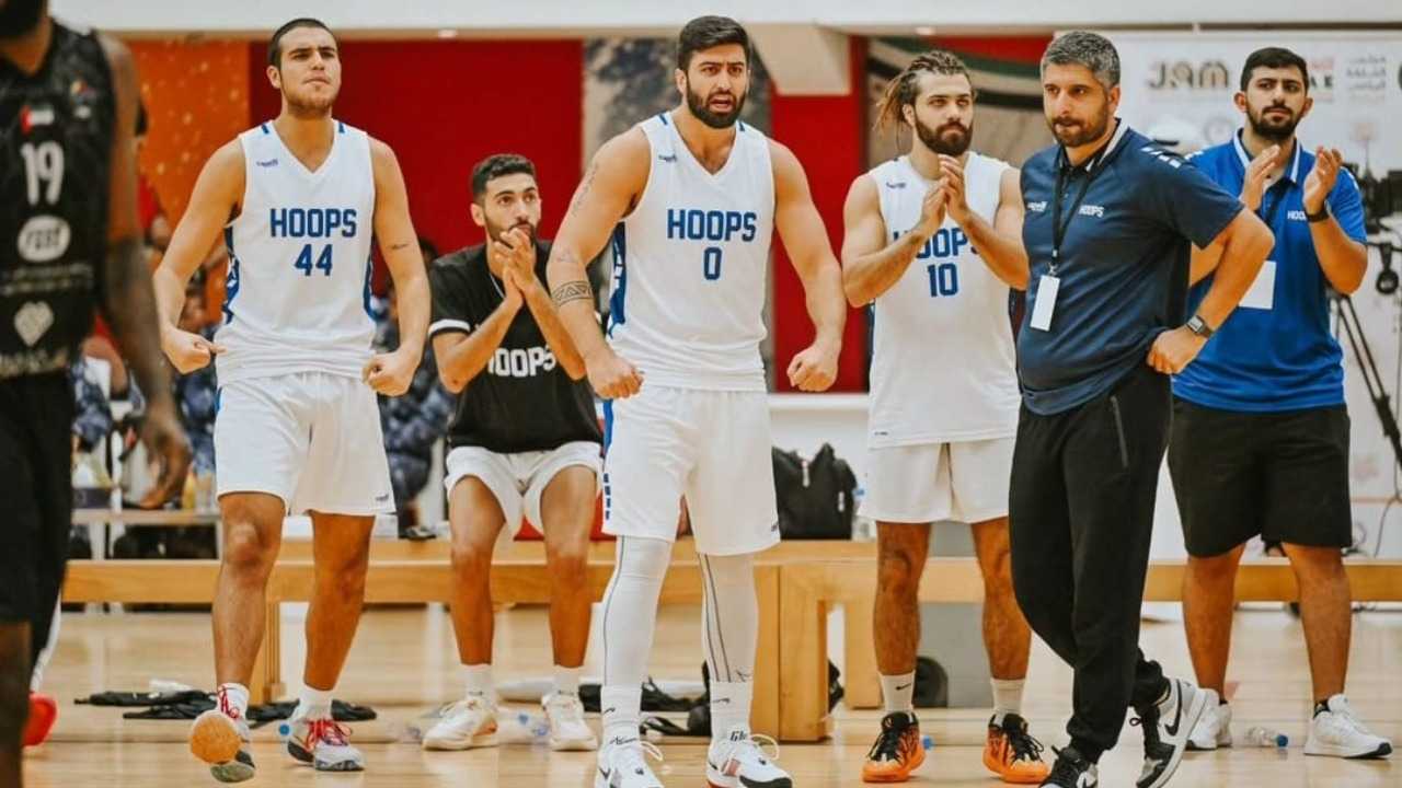 نادي هوبس اللبناني يتوّج بلقب بطولة الشارقة الودية لكرة السلة بعد فوزه في النهائي عل صاحب الأرض بنتيجة 69-60
