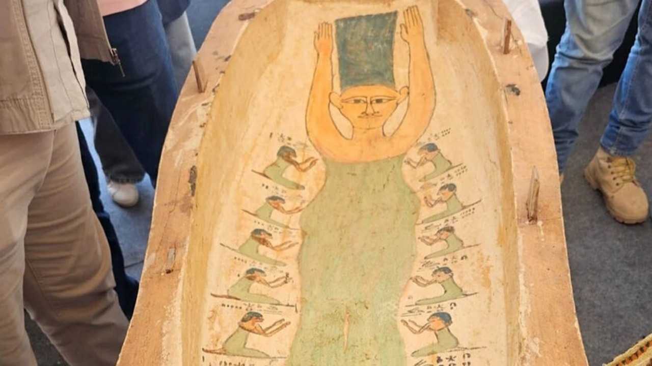 Tomb of high priest's daughter unearthed in Egypt, resembling Marge Simpson, shocks the internet