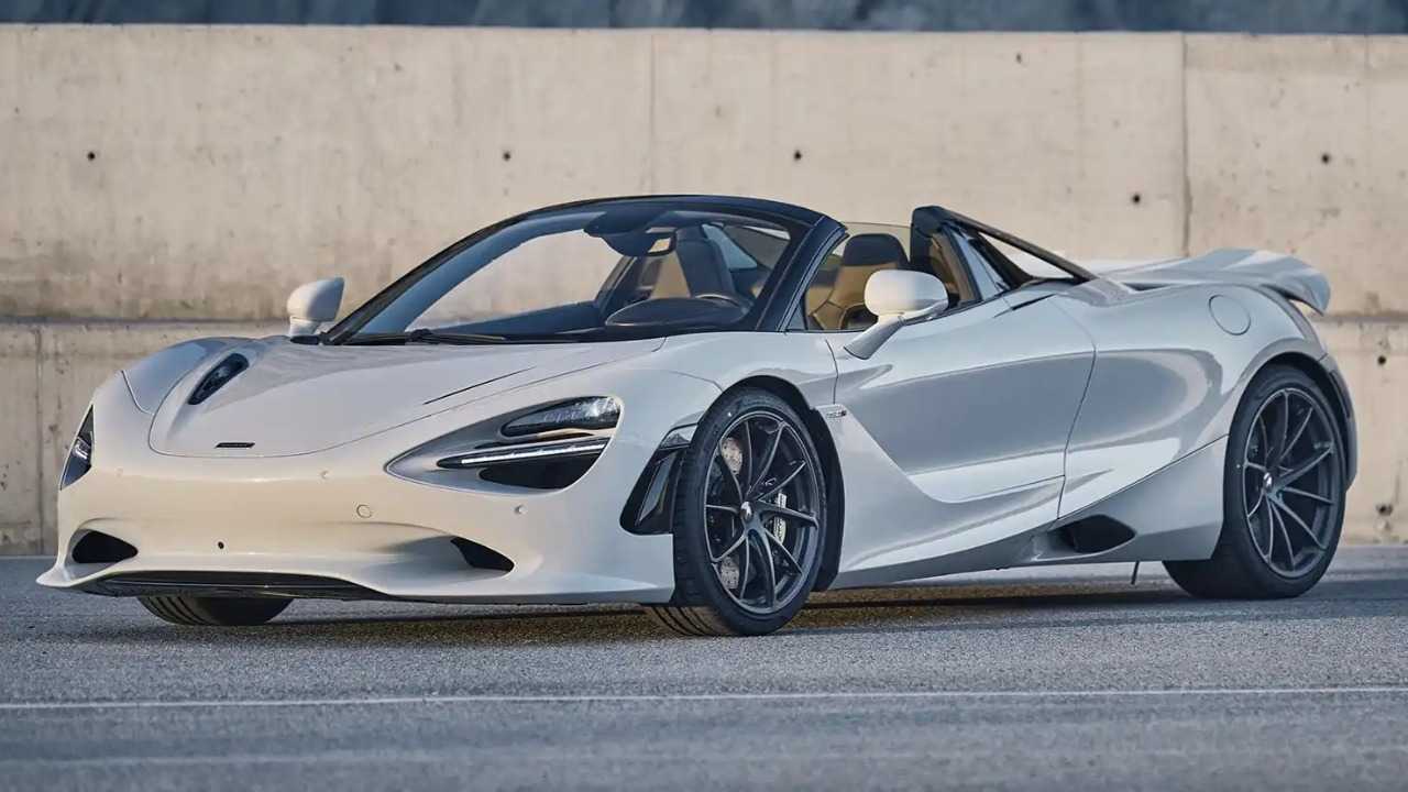 شركة McLaren تبيع حصة أغلبية لشركة استثمارية في أبوظبي لتعزيز النمو والابتكار