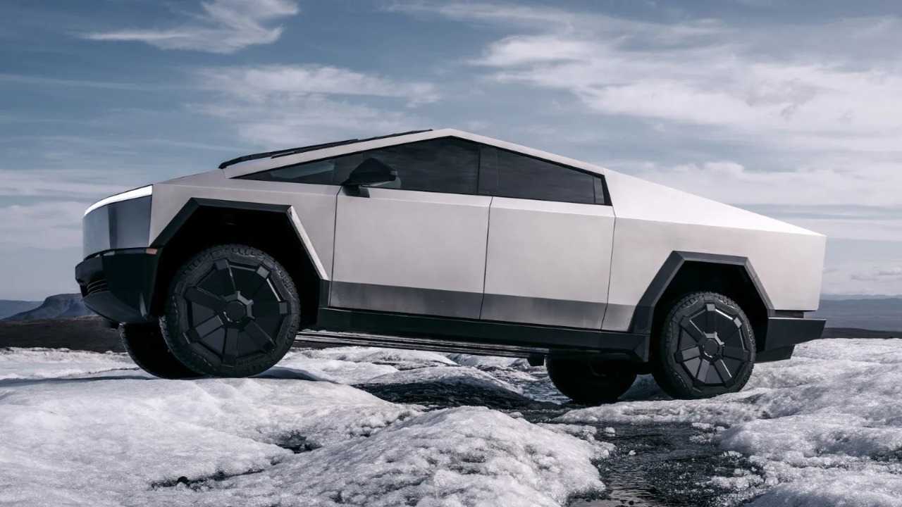 Tesla تفتتح أول صالة عرض للمركبات الكهربائية في السعودية