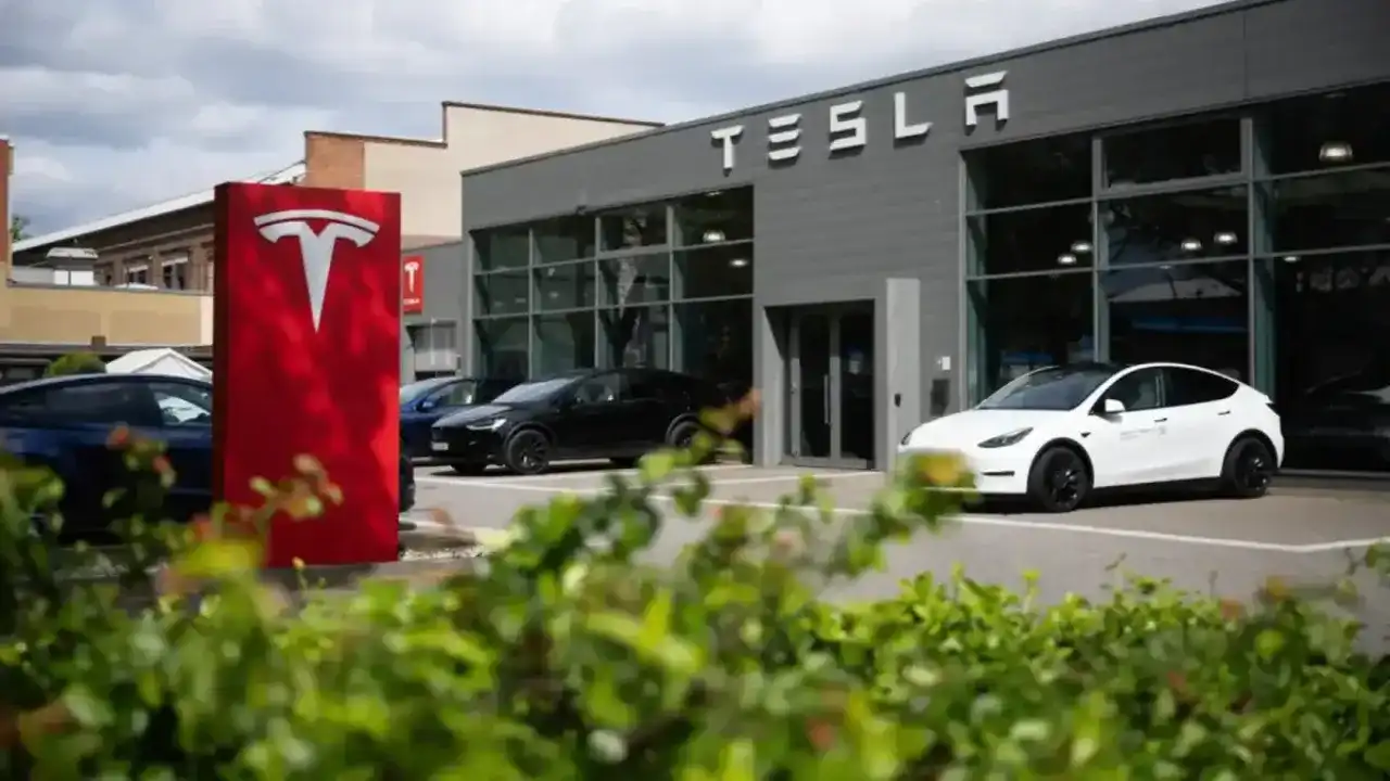 Tesla: focus shifts to affordable vehicle launch and Robotaxi delays