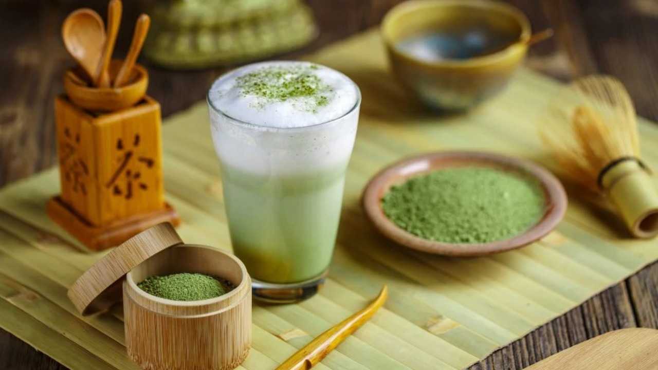 خبراء: شرب الماتشا مع الطعام يقلل من امتصاص الحديد بنسبة كبيرة