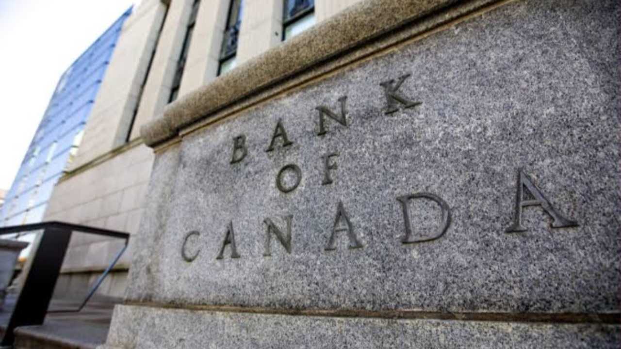 Bank of Canada maintains key interest rate of 2.25 percent