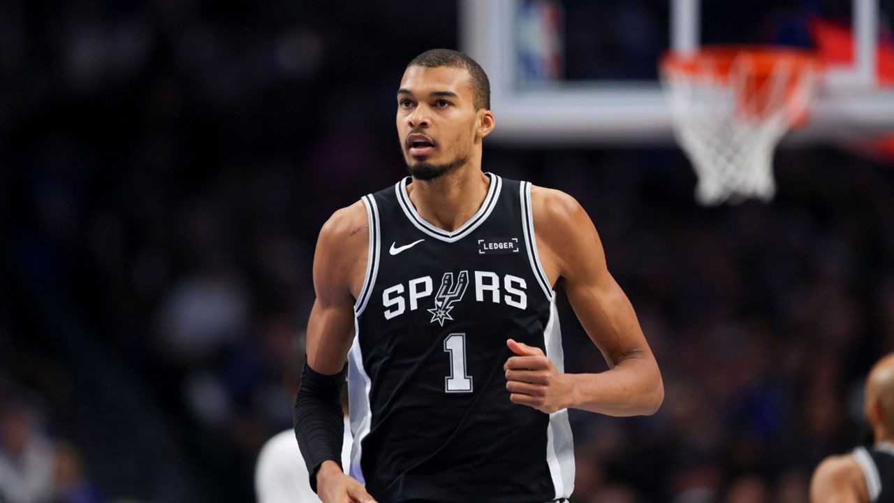 انقسام بين اللاعبين حول الصيغة الجديدة لمباراة أول ستار في NBA