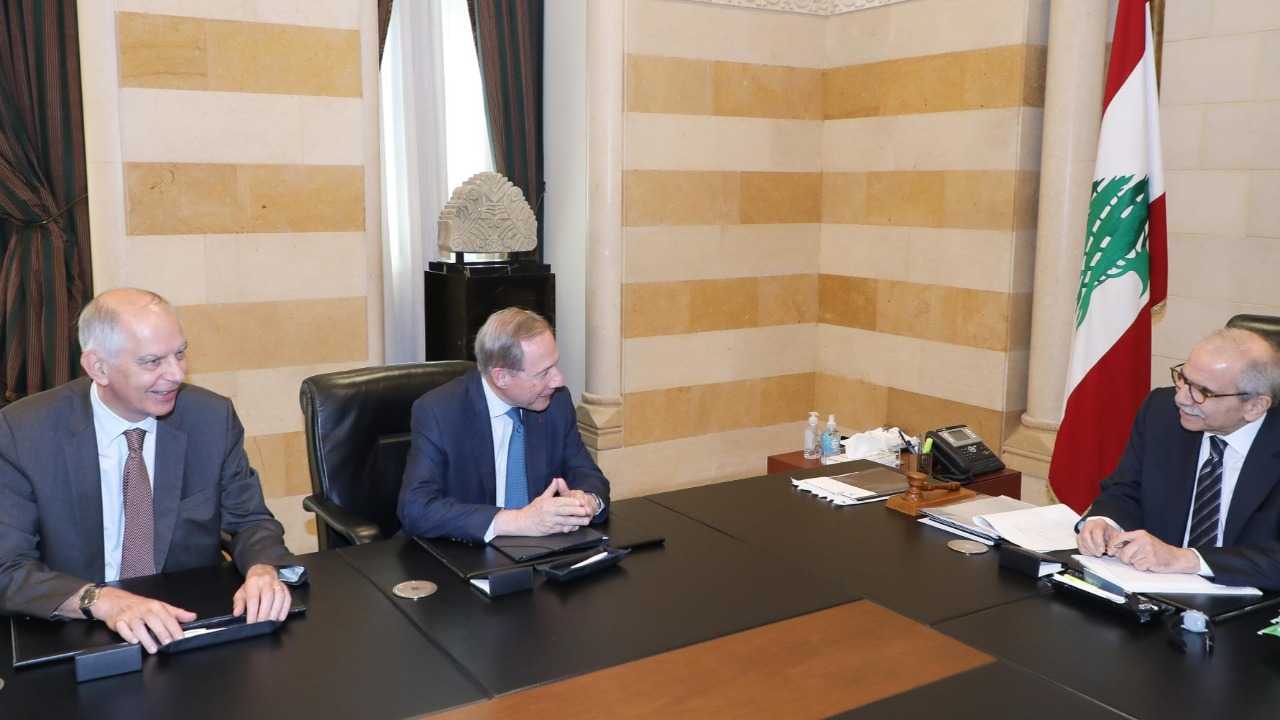 سلام استقبل المستشار الاقتصادي لماكرون وبحثا في الإصلاحات المالية