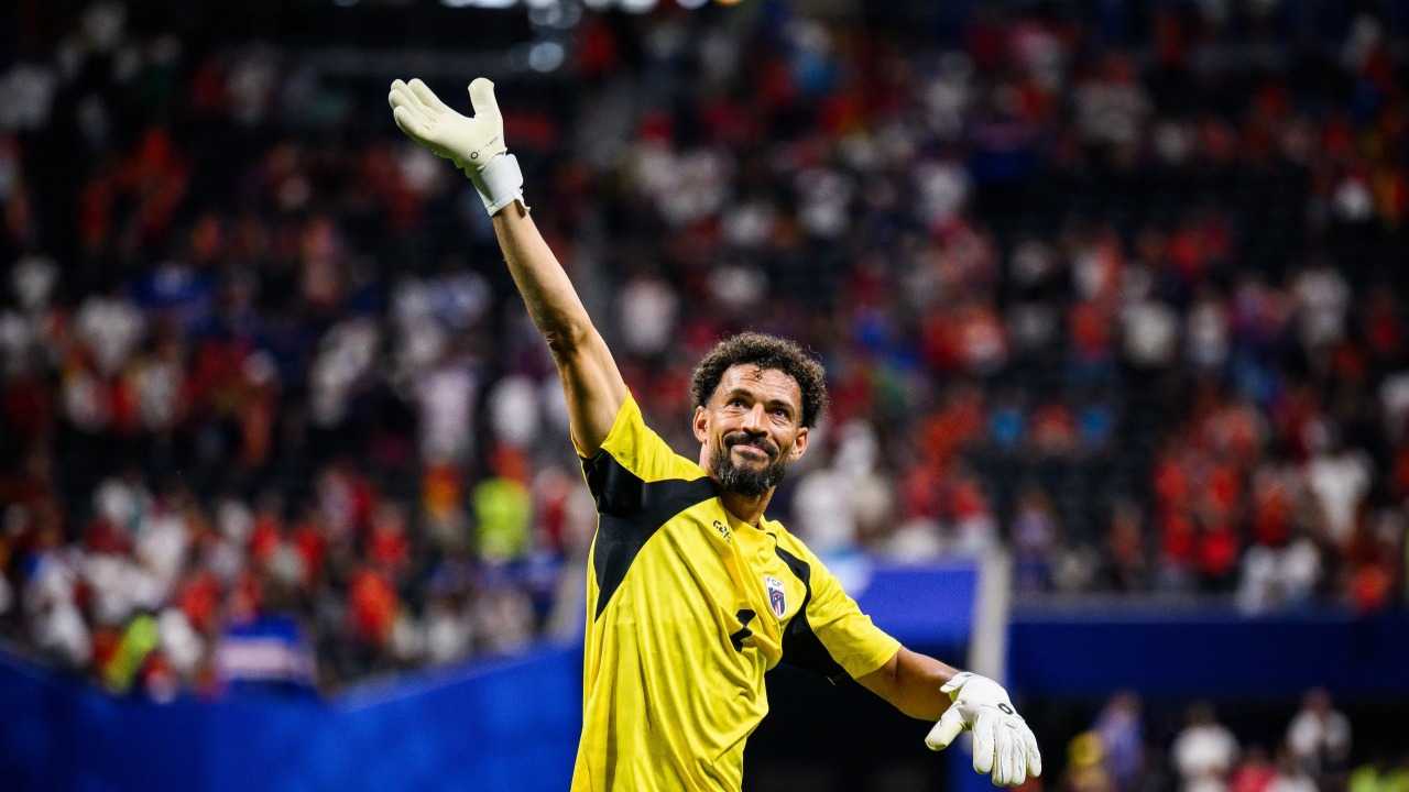فوزينيا يحجز مكانه في التشكيلة المثالية لكأس العالم 2026