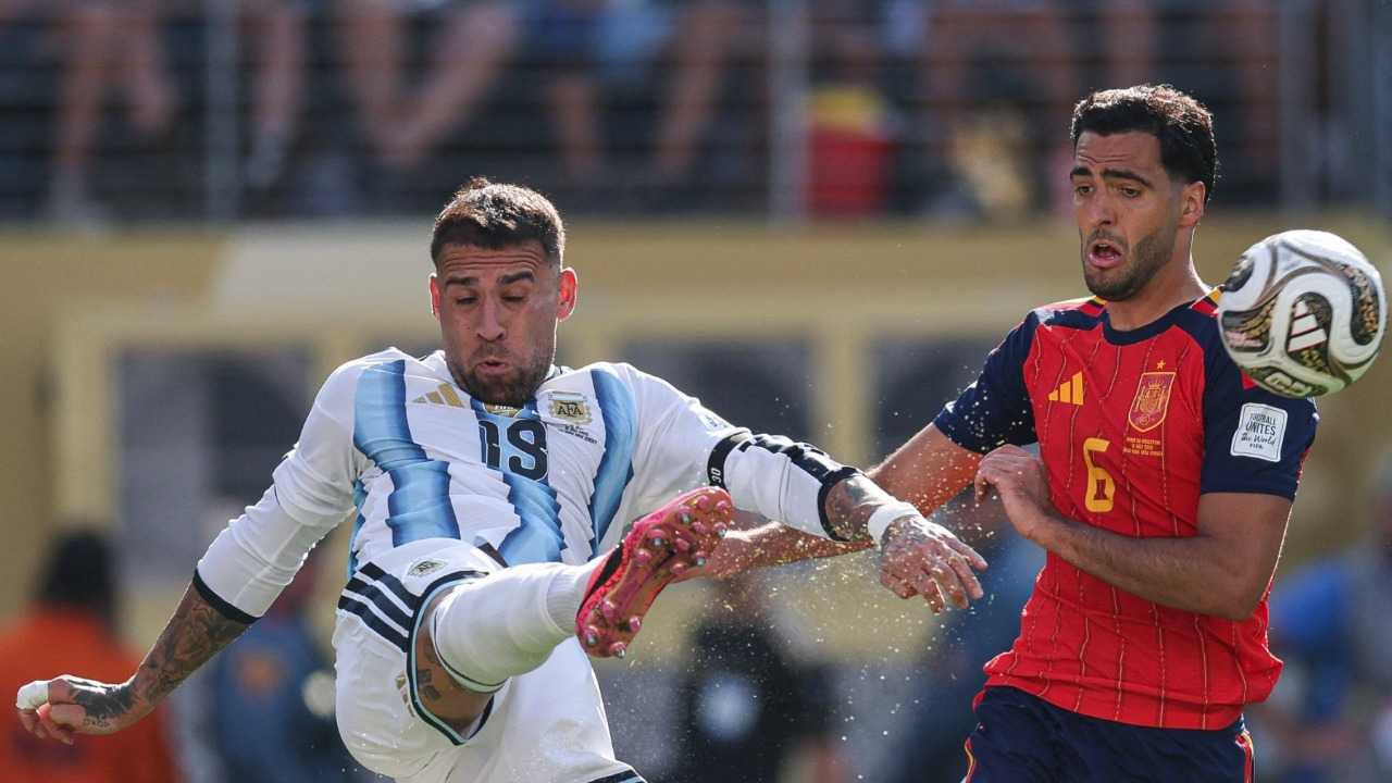 أوتامندي ينهي مشواره مع المنتخب الأرجنتيني عن 38 عاماً