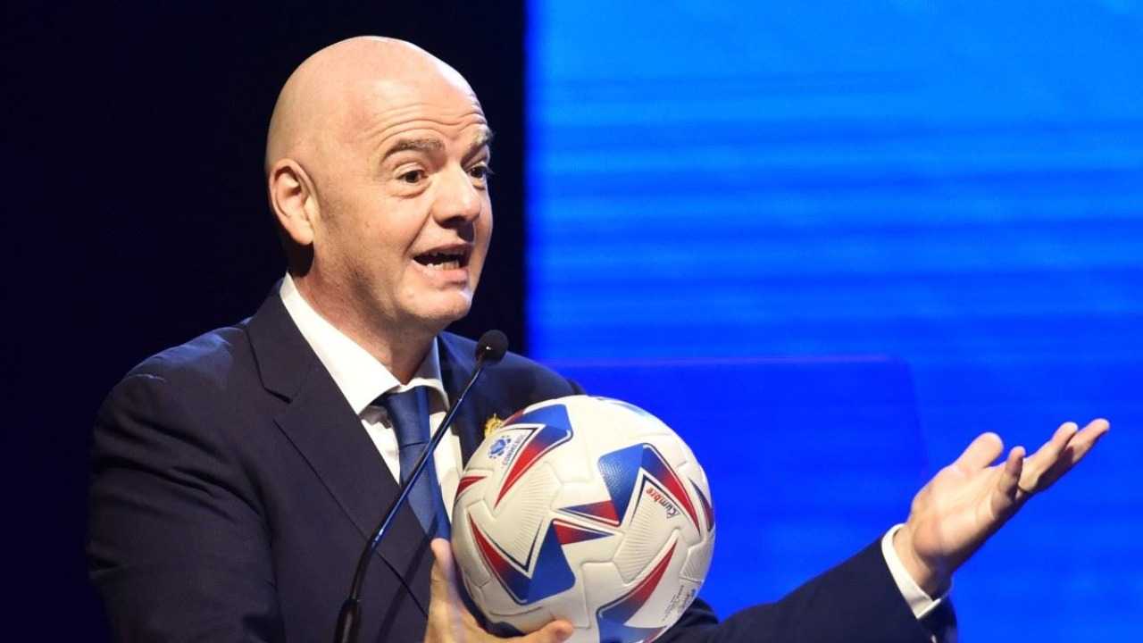 ما هو مشروع فيفا الجديد الذي أثار ردود فعل غاضبة؟